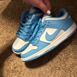 COPY - Blue and white dunks